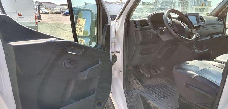 RENAULT MASTER 3 TRACTION FOURGON 2,3 DCI 16V 136 CV – DIESEL – 66745 KMS – ANNEE 2019 BLANC FL-397-NK