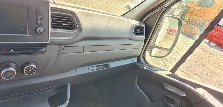 RENAULT MASTER 3 TRACTION FOURGON 2,3 DCI 16V 136 CV – DIESEL – 66745 KMS – ANNEE 2019 BLANC FL-397-NK