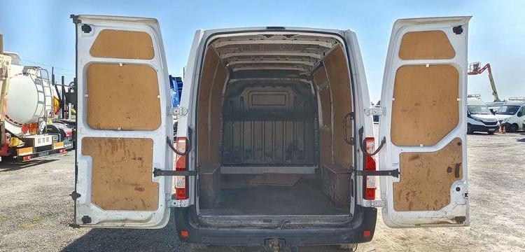 RENAULT MASTER 3 TRACTION FOURGON 2,3 DCI 16V 136 CV – DIESEL – 66745 KMS – ANNEE 2019 BLANC FL-397-NK