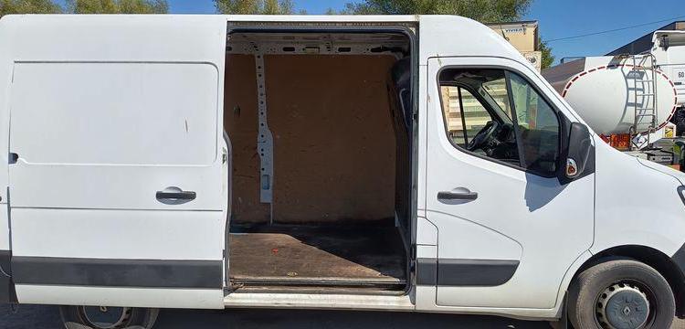 RENAULT MASTER 3 TRACTION FOURGON 2,3 DCI 16V 136 CV – DIESEL – 66745 KMS – ANNEE 2019 BLANC FL-397-NK