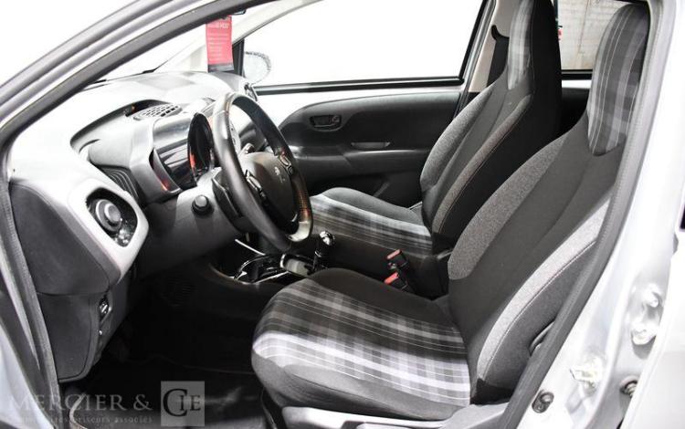 PEUGEOT 108 VTI 72 TOP! GRIS FL-617-EZ