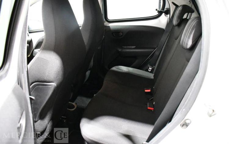PEUGEOT 108 VTI 72 TOP! GRIS FL-617-EZ