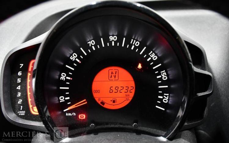 PEUGEOT 108 VTI 72 TOP! GRIS FL-617-EZ