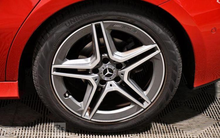 MERCEDES CLASSE A 180 AMG LINE ROUGE FM-672-QR