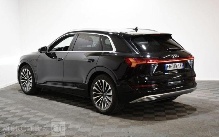 AUDI E TRON NOIR FM-741-YK