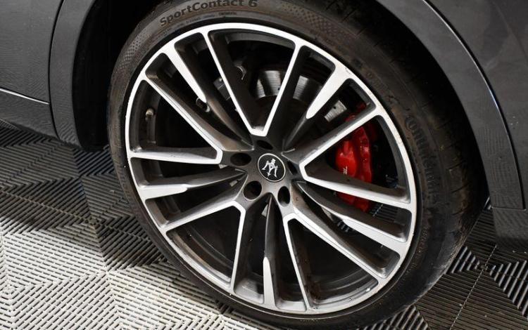 MASERATI LEVANTE TROFEO 580 Q4 BVA GRIS FM-862-LH