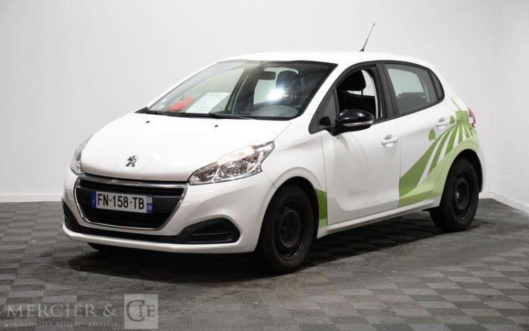 PEUGEOT 208 BLANC FN-158-TB