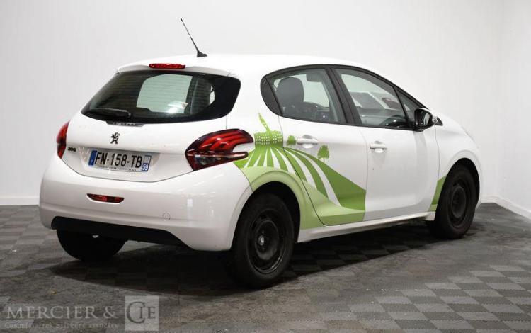 PEUGEOT 208 BLANC FN-158-TB