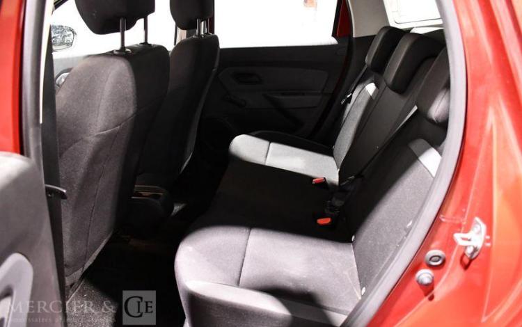 DACIA Duster ESSENTIEL BLUE DCI 115 4X2 ROUGE FN-253-TL