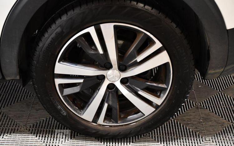 PEUGEOT 3008 1,2 PURETECH BLANC FN-542-CF
