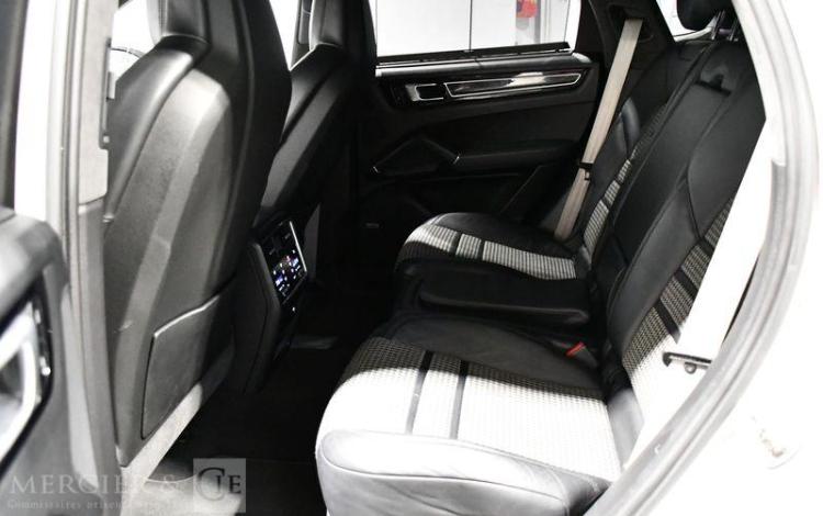 PORSCHE CAYENNE COUPE 3,0 V6 E-HYBRID GRIS FN-929-WM