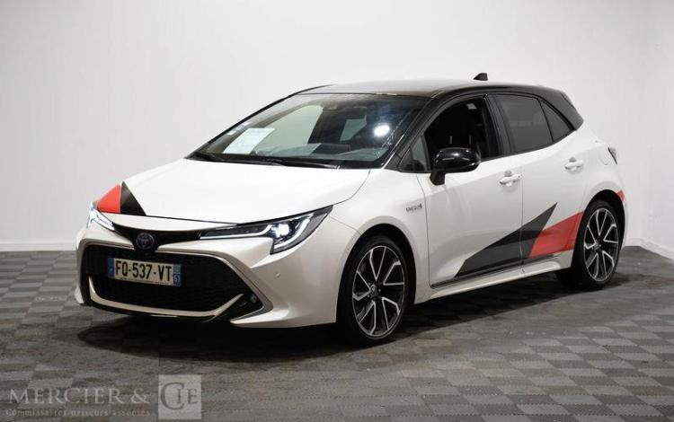TOYOTA COROLLA BLANC FQ-537-VT
