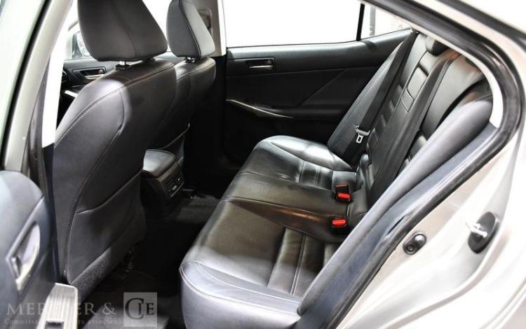 LEXUS IS GRIS FR-265-GC
