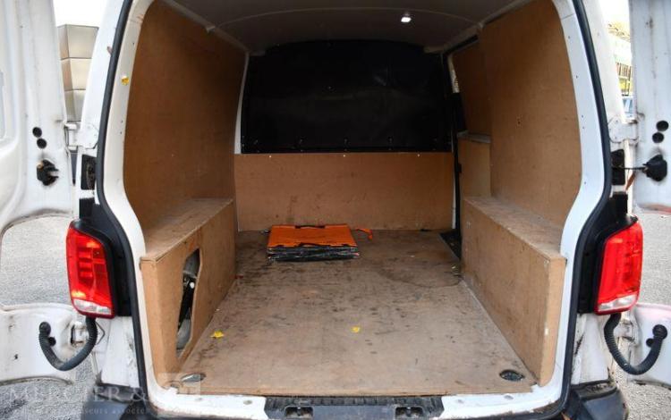 VOLKSWAGEN TRANSPORTER BLANC FR-441-XD