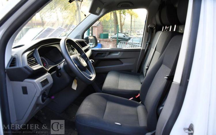 VOLKSWAGEN TRANSPORTER BLANC FR-441-XD