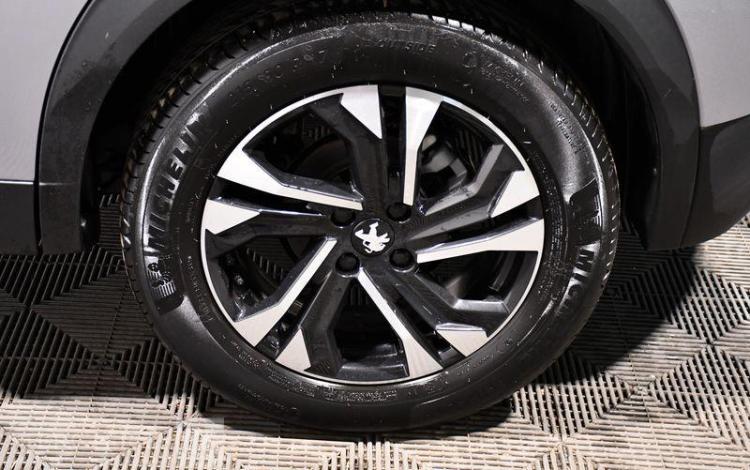 PEUGEOT 2008 GT LINE PURE TECH GRIS FR-577-JP