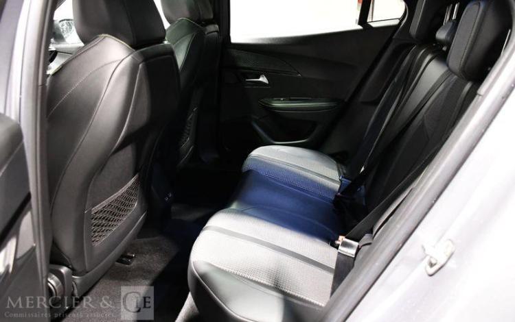 PEUGEOT 2008 GT LINE PURE TECH GRIS FR-577-JP