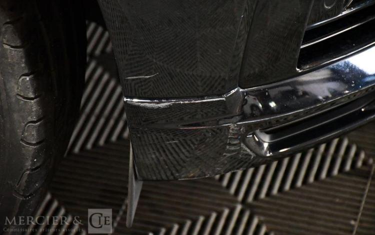 VOLVO XC60 T8 R-DES 4M NOIR FR-630-LT