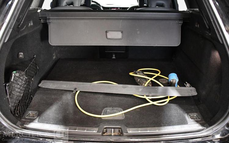 VOLVO XC60 T8 R-DES 4M NOIR FR-630-LT