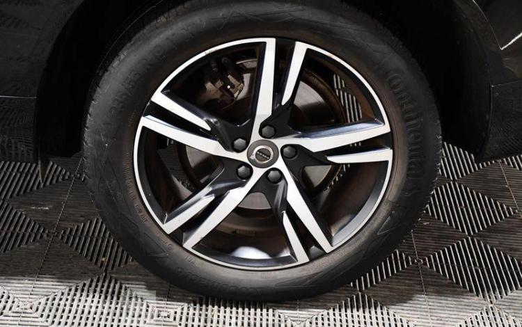 VOLVO XC60 T8 R-DES 4M NOIR FR-630-LT