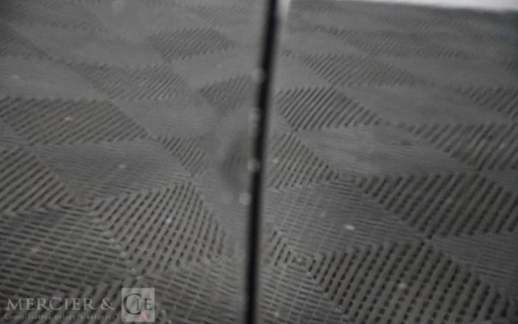 VOLVO XC60 T8 R-DESIGN NOIR FR-633-LT