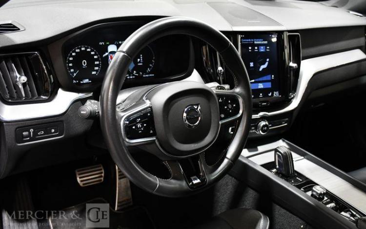 VOLVO XC60 T8 R-DESIGN NOIR FR-633-LT