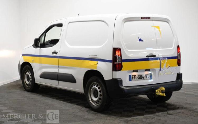 PEUGEOT PARTNER STD 100CH GRIP BLANC FR-684-WV
