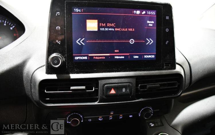 PEUGEOT PARTNER STD 100CH GRIP BLANC FR-684-WV