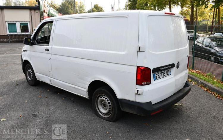 VOLKSWAGEN TRANSPORTER BLANC FR-739-QD