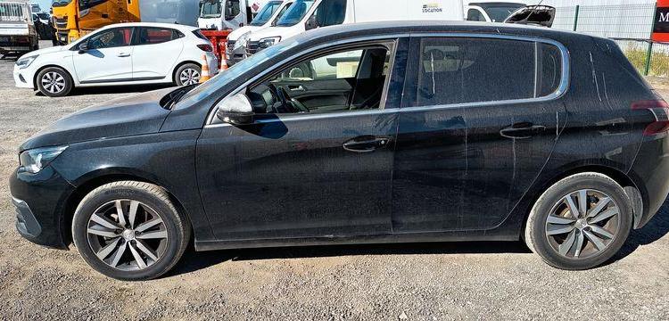 PEUGEOT 308 II (T9) PHASE 2 1.5 BLUEHDi 16V EAT8 S&S 130 CV BOITE AUTO – 113817 KMS NOIR FR-905-PE