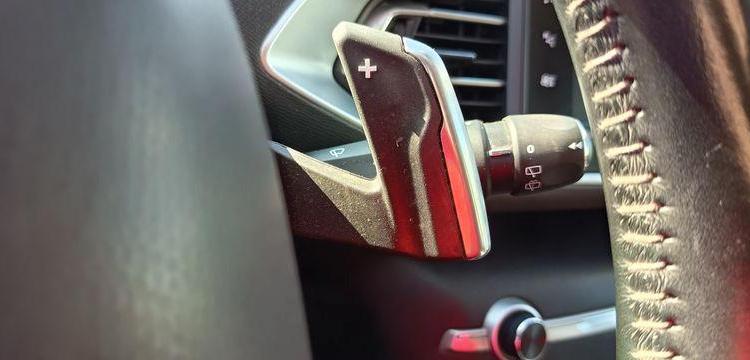 PEUGEOT 308 II (T9) PHASE 2 1.5 BLUEHDi 16V EAT8 S&S 130 CV BOITE AUTO – 113817 KMS NOIR FR-905-PE