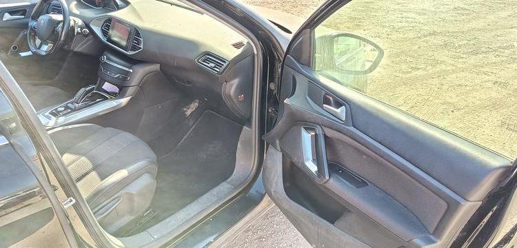 PEUGEOT 308 II (T9) PHASE 2 1.5 BLUEHDi 16V EAT8 S&S 130 CV BOITE AUTO – 113817 KMS NOIR FR-905-PE