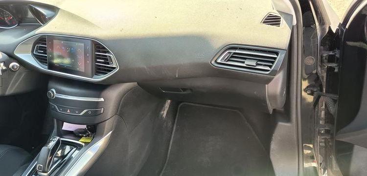 PEUGEOT 308 II (T9) PHASE 2 1.5 BLUEHDi 16V EAT8 S&S 130 CV BOITE AUTO – 113817 KMS NOIR FR-905-PE