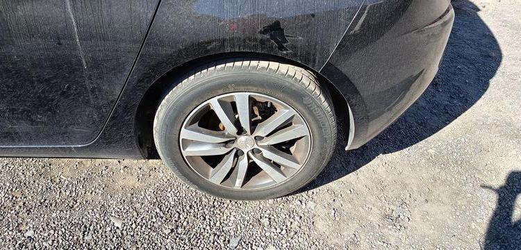 PEUGEOT 308 II (T9) PHASE 2 1.5 BLUEHDi 16V EAT8 S&S 130 CV BOITE AUTO – 113817 KMS NOIR FR-905-PE