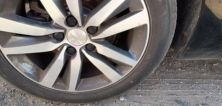 PEUGEOT 308 II (T9) PHASE 2 1.5 BLUEHDi 16V EAT8 S&S 130 CV BOITE AUTO – 113817 KMS NOIR FR-905-PE