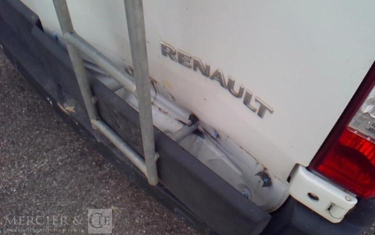 RENAULT MASTER 2.3 DCI 16V 136CV BLANC FR-975-LB