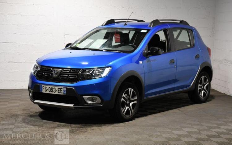 DACIA SANDERO BLUEDCI 95CH 15 ANS 5P BLEU FS-093-EE