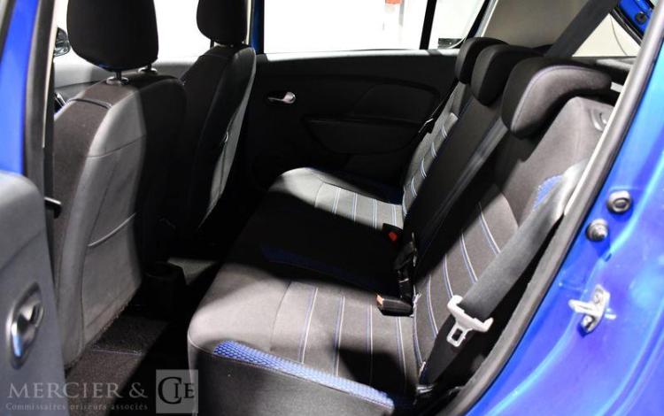 DACIA SANDERO BLUEDCI 95CH 15 ANS 5P BLEU FS-093-EE