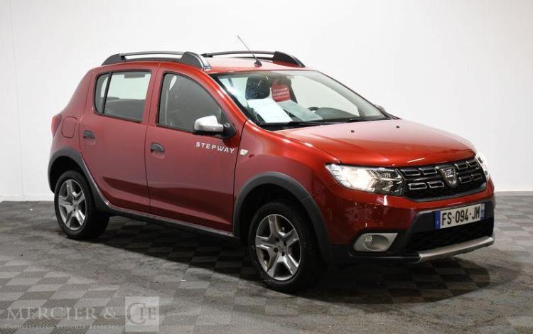 DACIA SANDERO STEPWAY TCE 90 ROUGE FS-094-JM