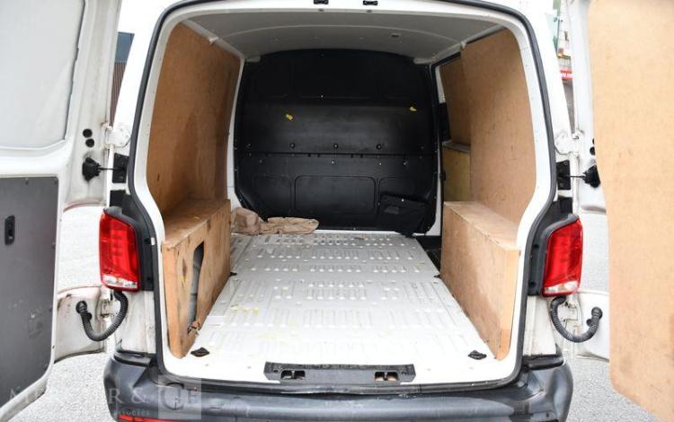VOLKSWAGEN TRANSPORTER T6.1 2.0 TDI 110 L1H1 BLANC FT-309-BP