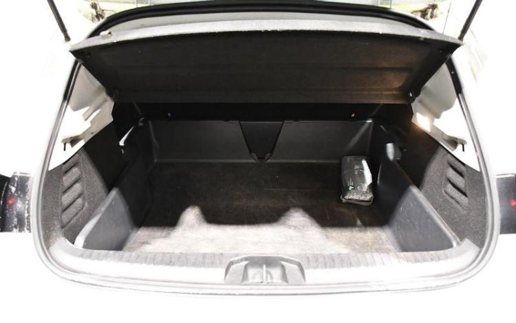 RENAULT CLIO BUSINESS BLUE DCI 85 BLANC FT-544-MD