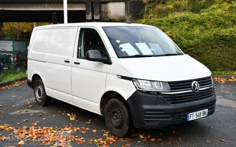 VOLKSWAGEN TRANSPORTER BLANC FT-548-BW