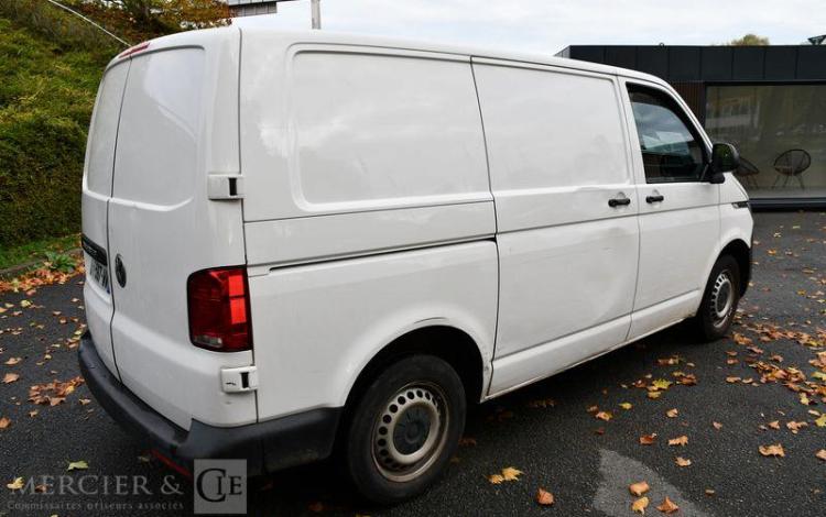 VOLKSWAGEN TRANSPORTER BLANC FT-597-WW