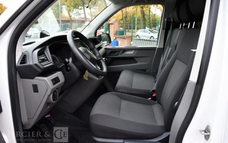 VOLKSWAGEN TRANSPORTER BLANC FT-671-BW