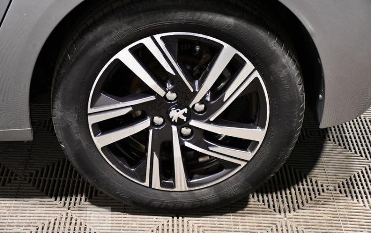 PEUGEOT 208 1,2 PURE TECH 100CH S&S GRIS FT-684-VL
