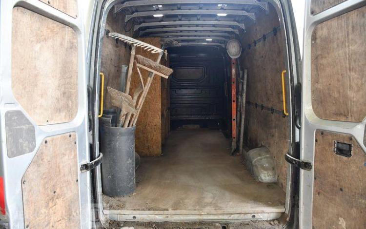 VOLKSWAGEN CRAFTER FOURGON 2.0 TDI 175 35 L4H3 BUSINESS LINE FWD GRIS FT-810-DH