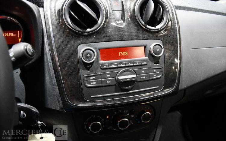 DACIA SANDERO SCE 75CH CITY + 5P BLANC FV-114-EV