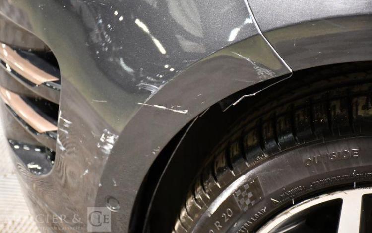 LAND ROVER EVOQUE 2 P300 ER-DSE 4MBA GRIS FV-273-AR