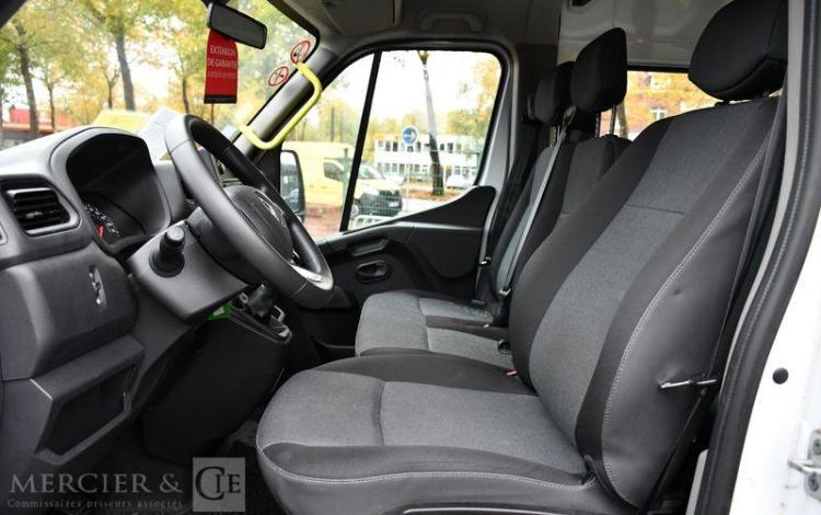 RENAULT MASTER COMBI L2H2 DCI 135 E6 BLANC FV-347-XN