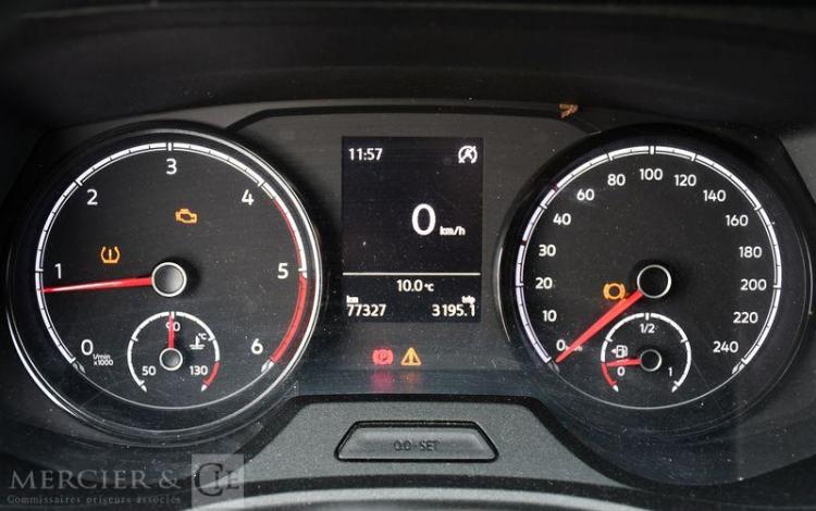 VOLKSWAGEN Transporter BLANC FV-424-DX